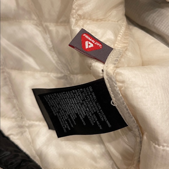 The North Face Women's Thermoball Vests Size Large - Picture 9 of 13